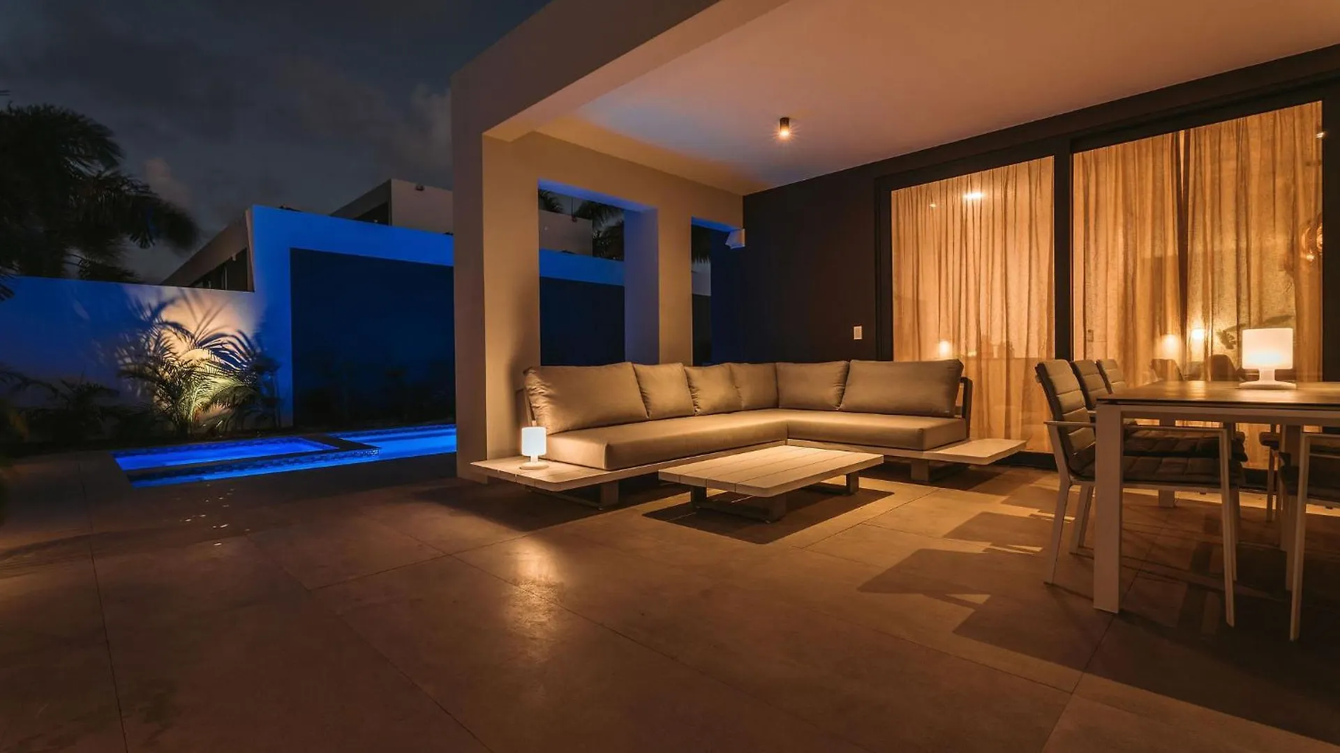 Tuscany Residence Aruba Palm Beach Villa