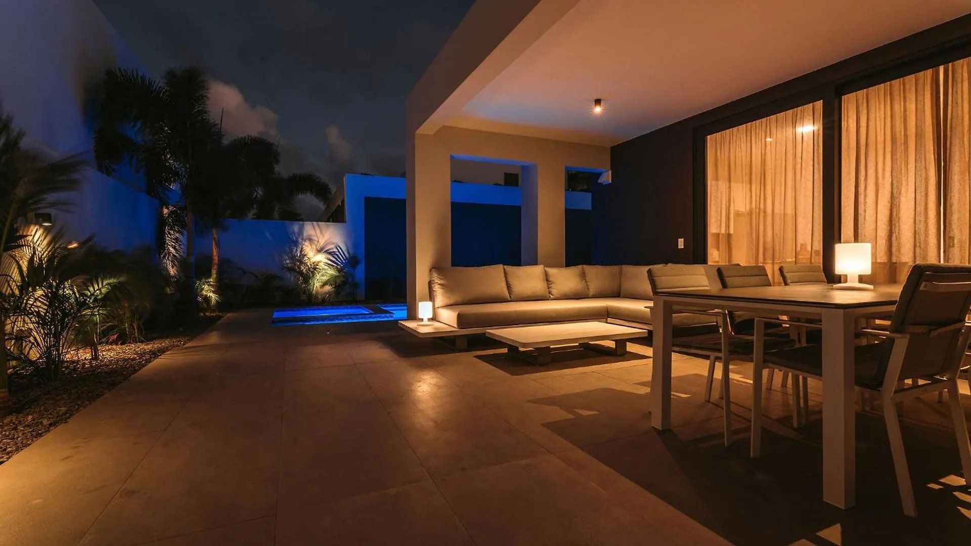 Tuscany Residence Aruba Palm Beach 0*,  Aruba