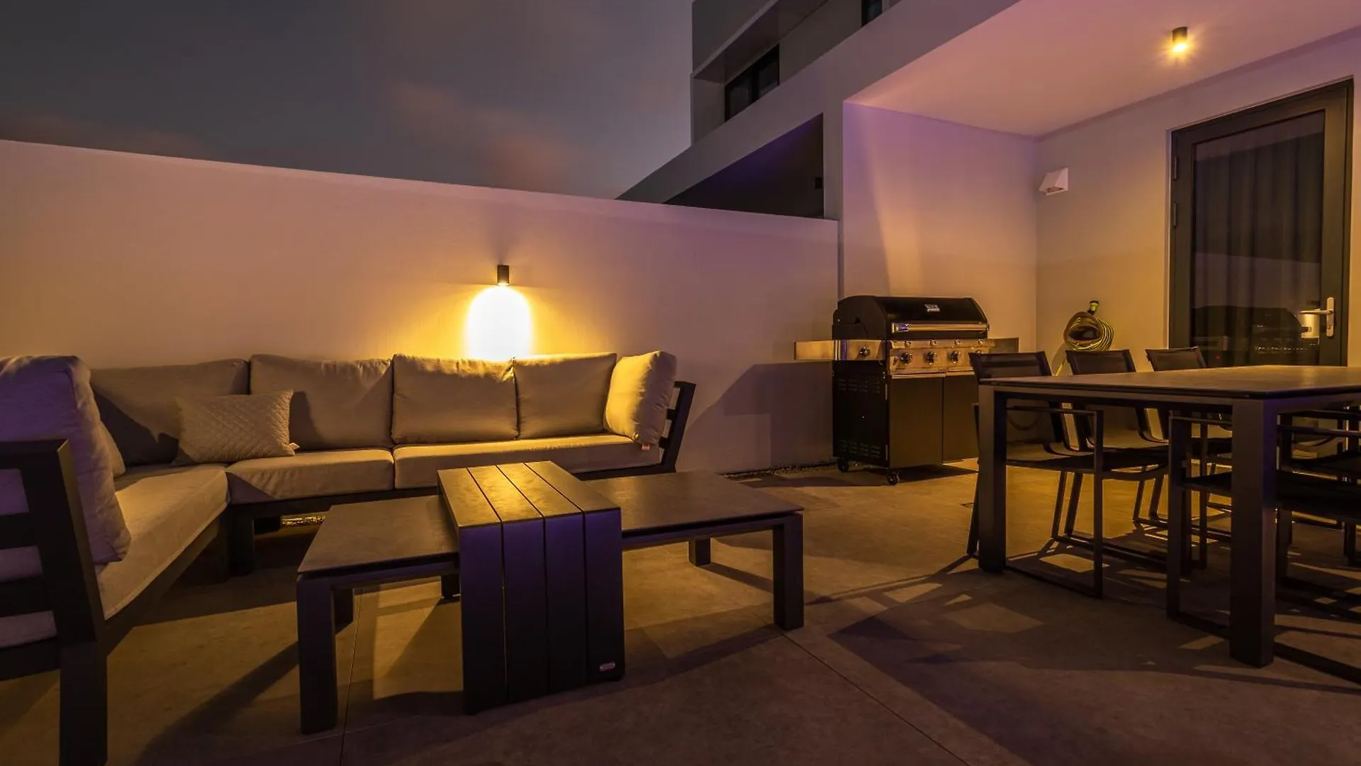 Tuscany Residence Aruba Palm Beach Villa