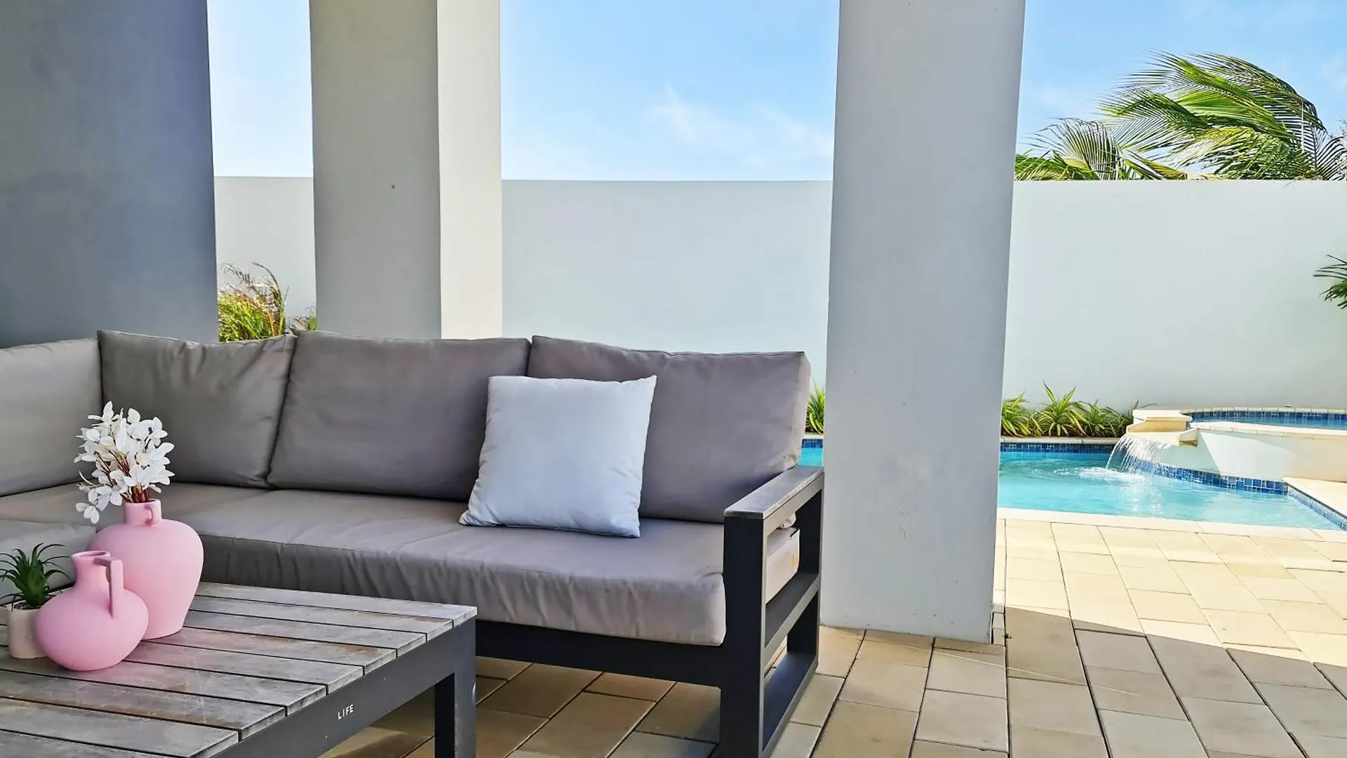 Tuscany Residence Aruba Palm Beach 0*,  Aruba